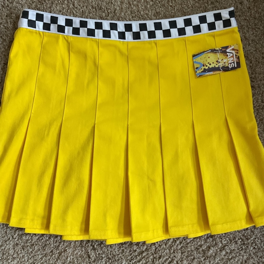 NWT Vans x Tierra Whack Yellow Pleated Skirt 34 L Checkered Streetwear Mini - Picture 4 of 5